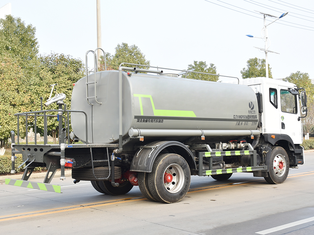14.4方D9軸距3950 康機(jī)230馬力灑水車