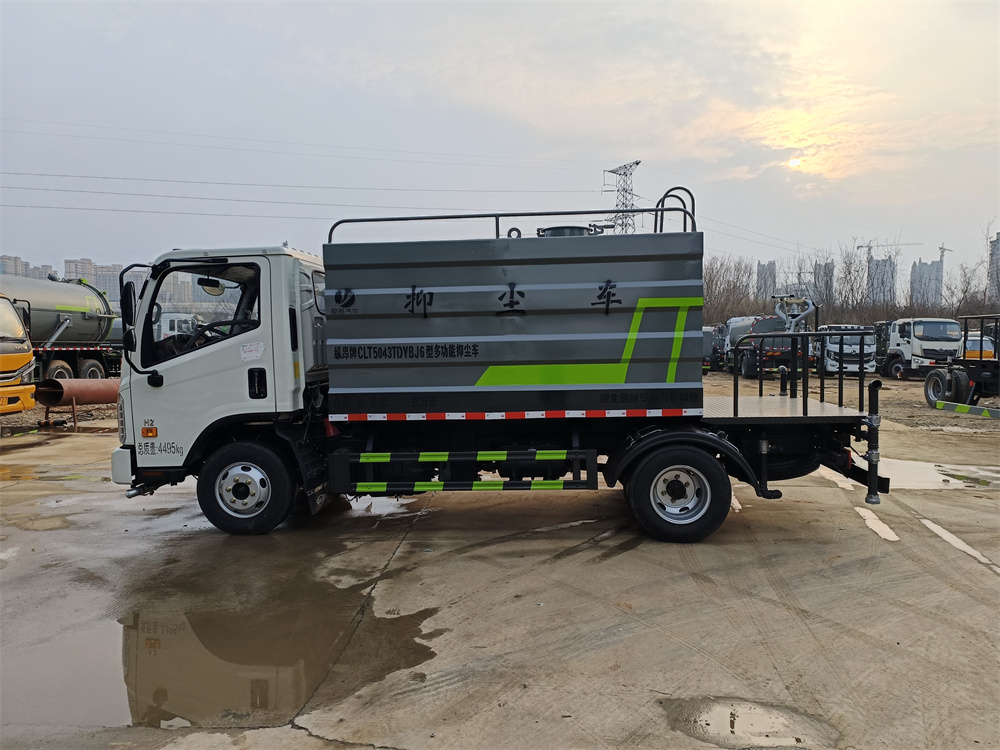 福田7方藍(lán)牌灑水車-藍(lán)牌灑水車價(jià)格報(bào)價(jià)