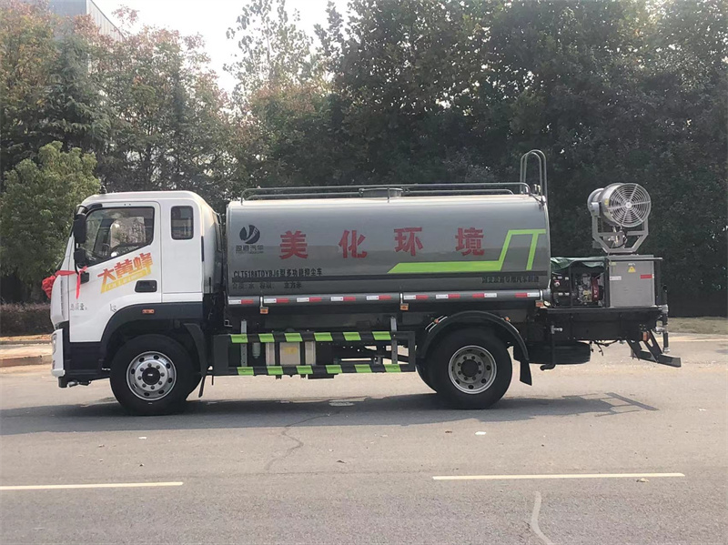 福田12方奧鈴大黃蜂抑塵車(chē)