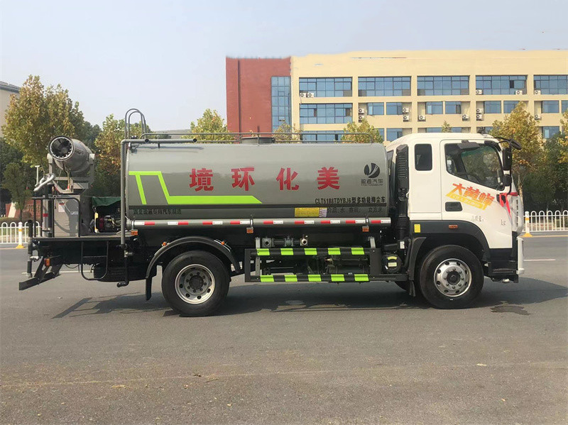 福田12方奧鈴大黃蜂抑塵車(chē)